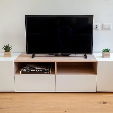Duomo Line - Cozy, Modern Designed Flat Milan