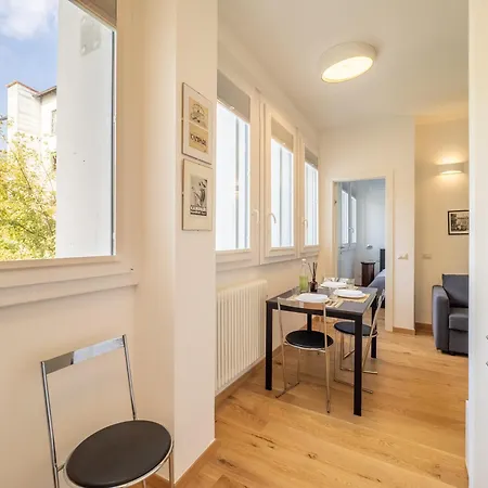 Duomo Line - Cozy, Modern Designed Flat Apartment Milan